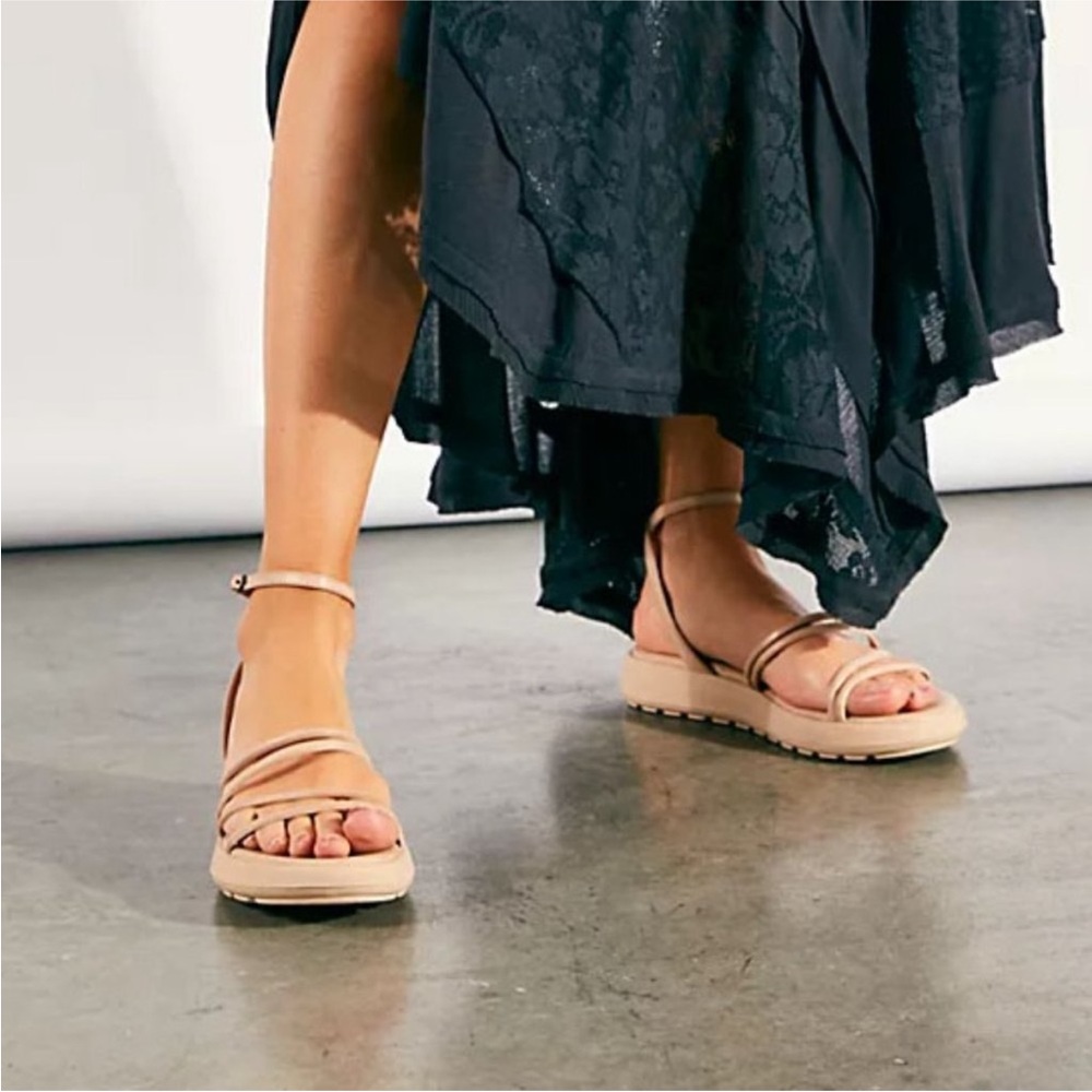 Free People Vivienne strappy sandals